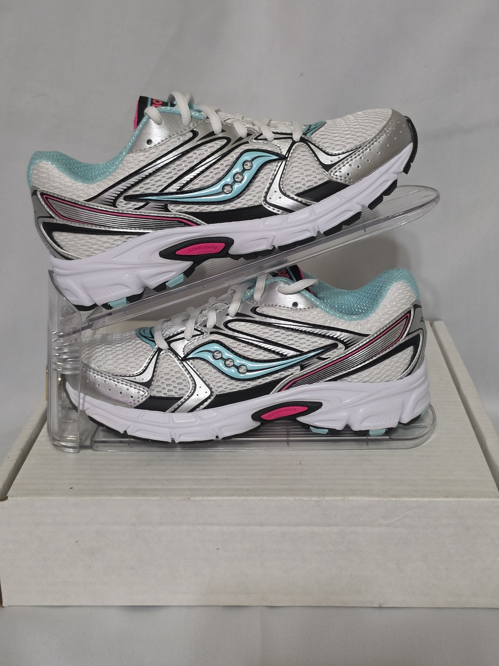 Saucony Ride Millennium Sneakers White/Silver/Aqua US Women Size 7 (NWOT)